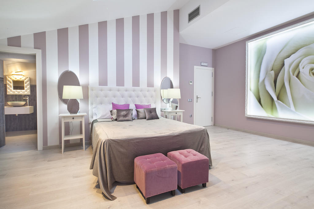 Masia El Xaloc Guest House Calders Room photo